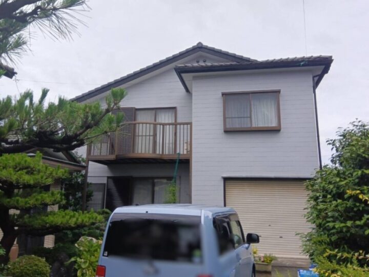 ライトグレーの外壁色が落ち着いた優しい仕上がりで美観もバッチリ✨愛知県碧南市S様邸｜愛知県西尾市・安城市の塗り替え屋本舗　1110