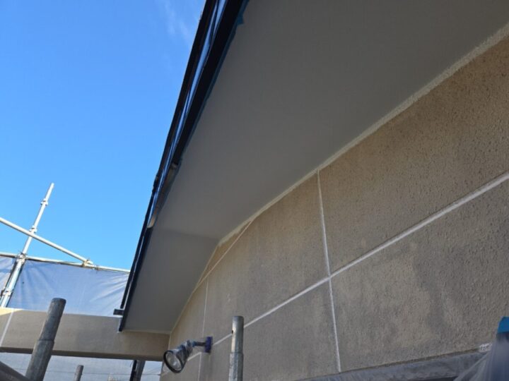 軒天塗装 完成✨