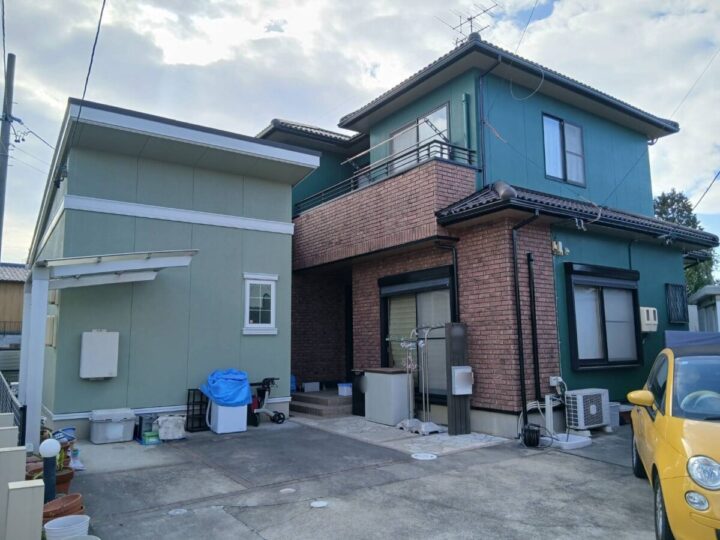 濃淡のグリーンカラーで全体が引き締まり上品で存在感ある仕上がり✨愛知県碧南市O様邸｜塗り替え屋本舗　1156