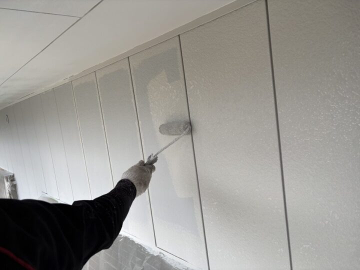 外壁中塗り(金属サイディング)