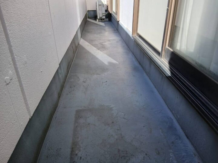 施工前 ベランダ