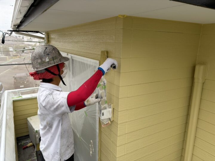 外壁塗装の上塗り