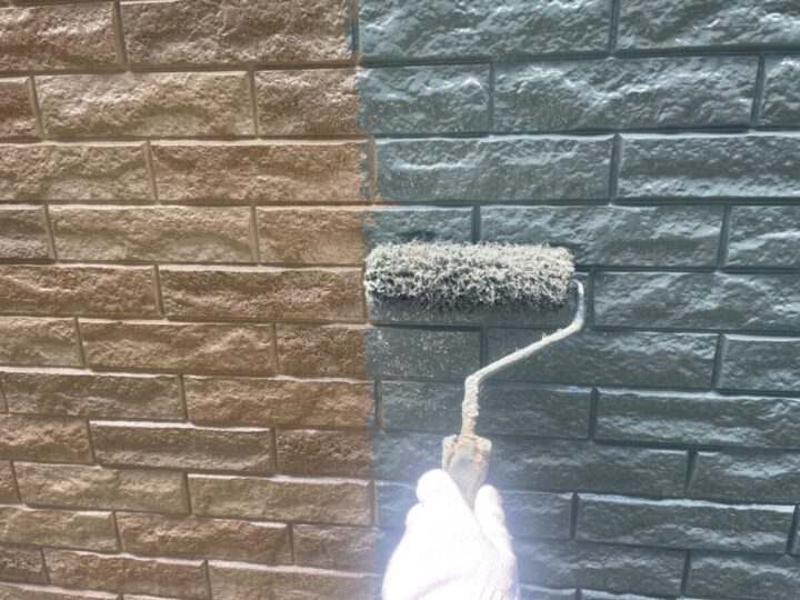 外壁塗装の中塗り