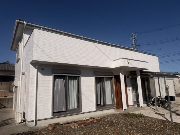 デザインはベタ塗りになってしまいますが施工前カラーに合わせて綺麗に✨　｜愛知県安城市　S様邸｜愛知県安城市、西尾市の塗り替え屋本舗　1210